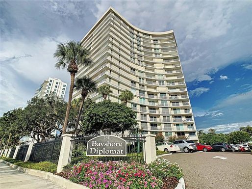 2611 BAYSHORE BLVD UNIT 806