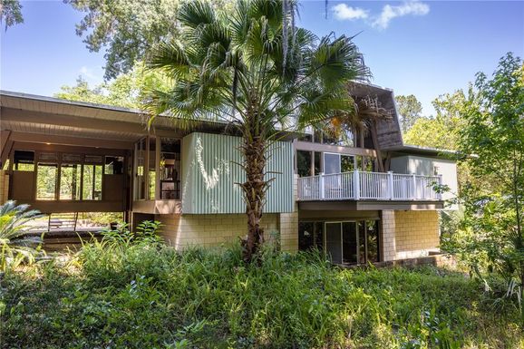 1238 NW 18TH TERRACE