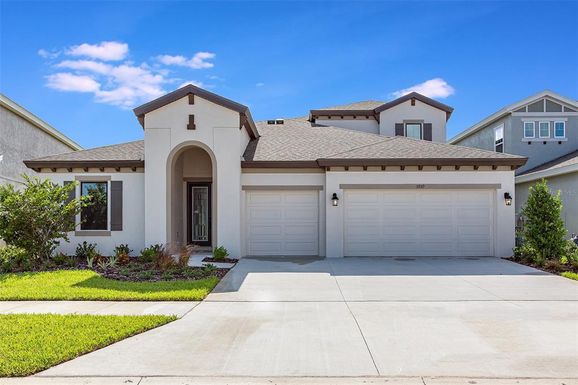 9235 ISABELLE CIRCLE