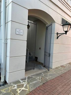 691 FRONT STREET UNIT 220