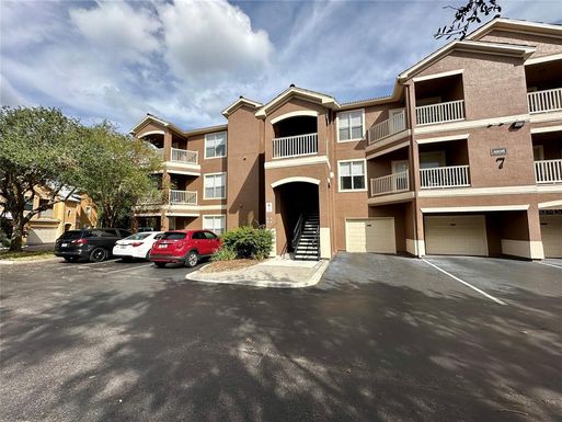 8836 VILLA VIEW CIRCLE UNIT 301