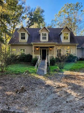 276 SW WOODLAND AVENUE