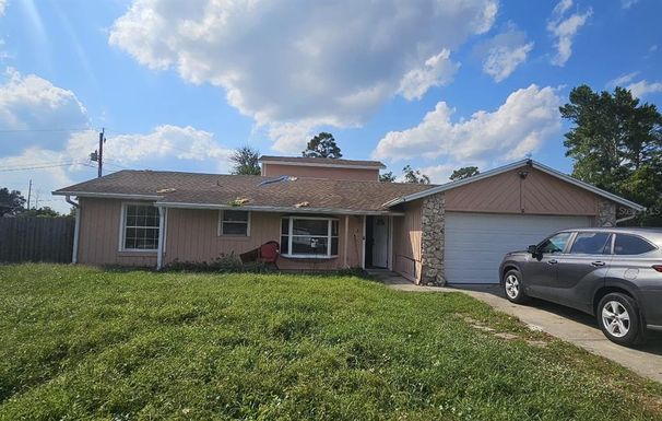 1597 LANSFIELD AVENUE