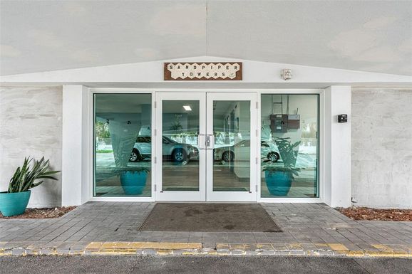 205 HIGHWAY A1A UNIT 205