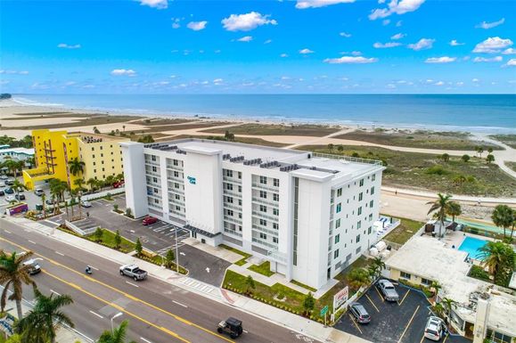 11500 GULF BOULEVARD UNIT 304