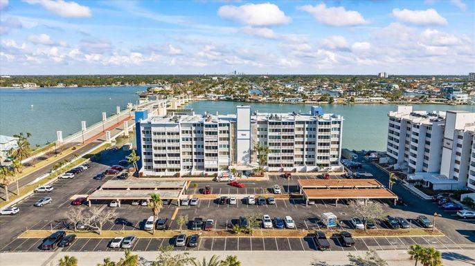 500 TREASURE ISLAND CAUSEWAY UNIT 307