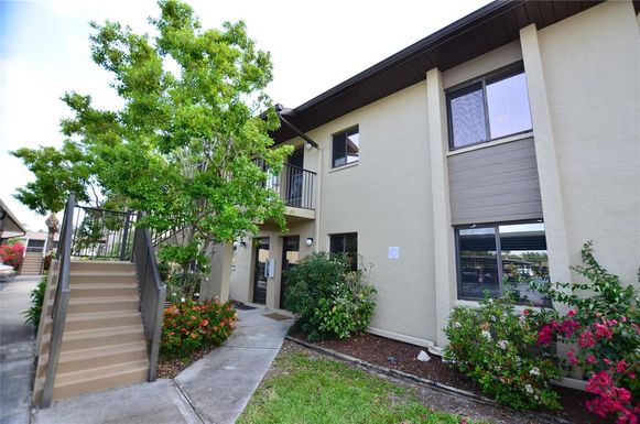 4048 OAKVIEW DRIVE UNIT F2-4