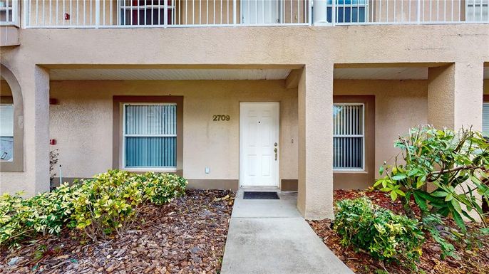 2709 EMERALD LAKE COURT UNIT 2709