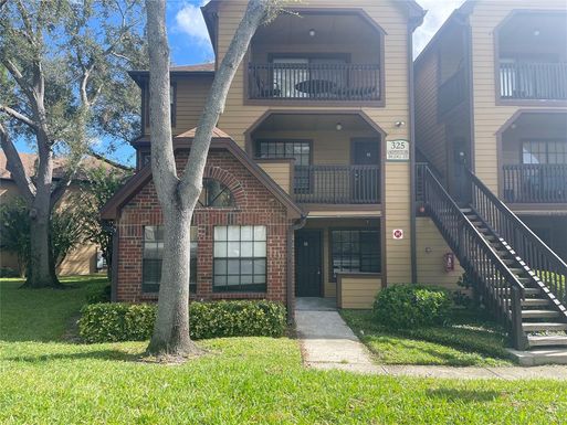 325 LAKEPOINTE DRIVE UNIT 101