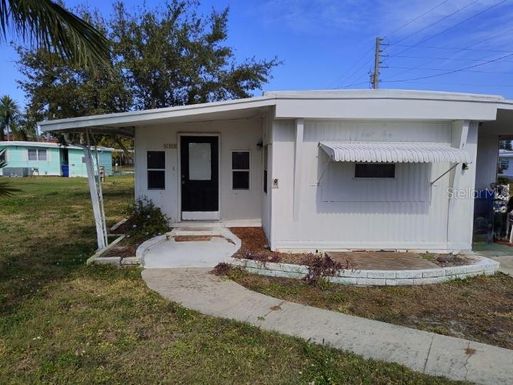 105 LAKE TARPON DRIVE UNIT 26