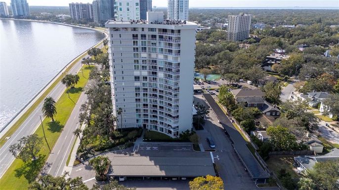 2611 BAYSHORE BOULEVARD UNIT 506