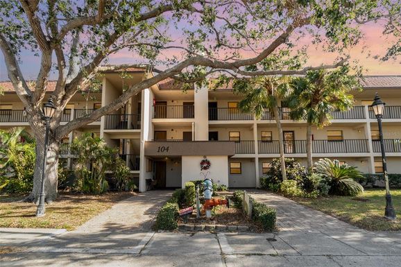 104 CAPRI ISLES BOULEVARD UNIT 207