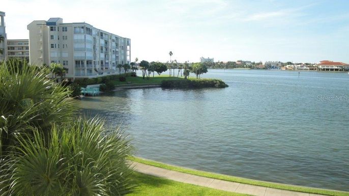 7912 SAILBOAT KEY BOULEVARD S UNIT 405