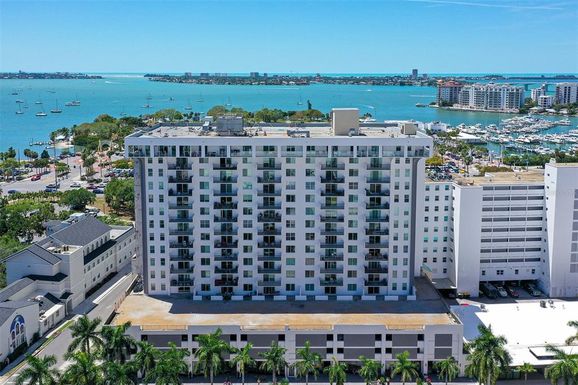 101 S GULFSTREAM AVENUE UNIT 11E