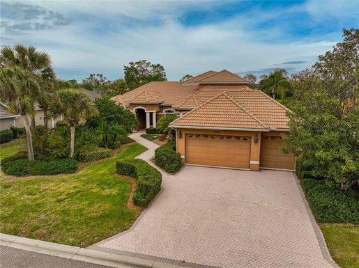 2123 CALUSA LAKES BOULEVARD