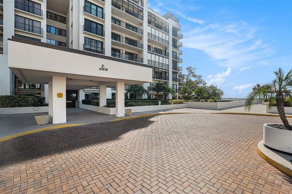 6 BELLEVIEW BOULEVARD UNIT 708