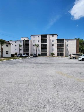 5541 BAY BOULEVARD UNIT 403