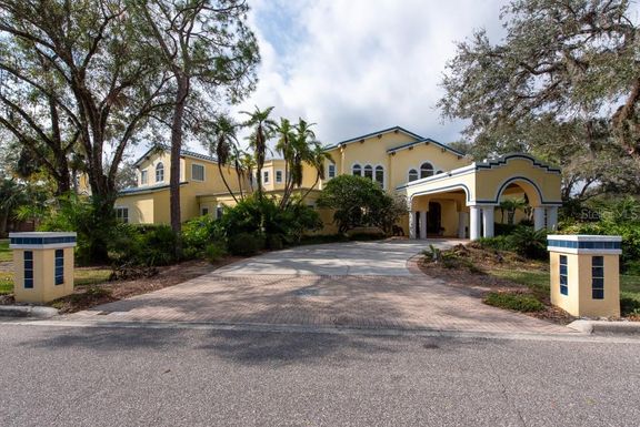 6324 W MACLAURIN DRIVE