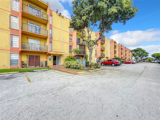 4707 NW 7TH UNIT 204-8