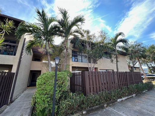 850 VILLAGE LAKE TERRACE N UNIT 207