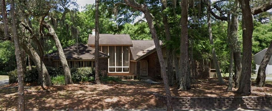 1542 SUGARWOOD CIRCLE