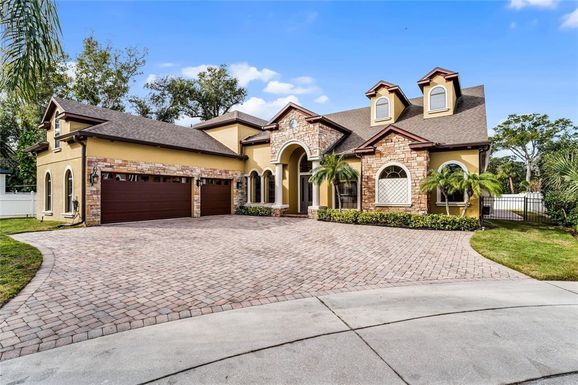 4500 STONE HEDGE DRIVE