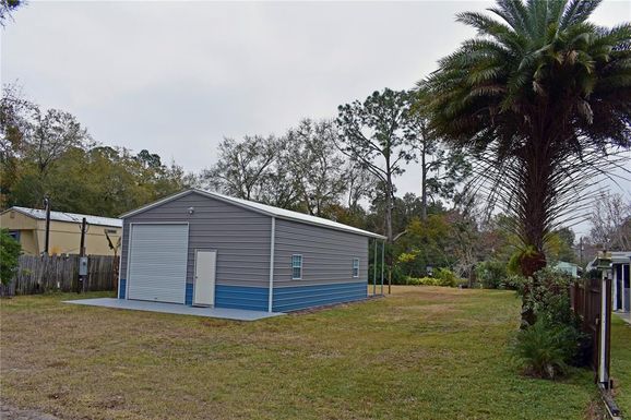 223 CLEARWATER ROAD