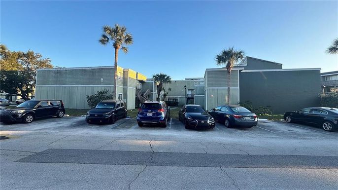 198 SCOTTSDALE SQUARE UNIT 198