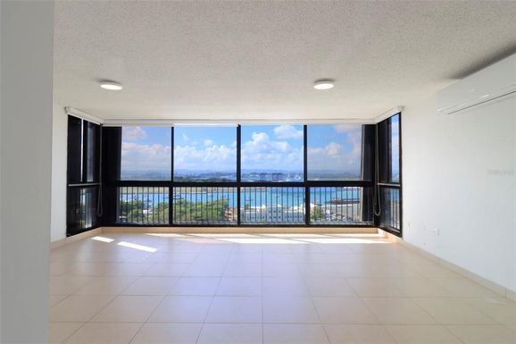 450 AVE. DE LA CONSTITUCION UNIT 10H