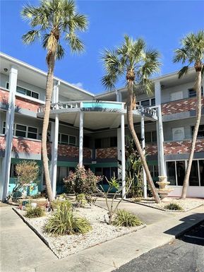 4300 58TH STREET N UNIT 1909