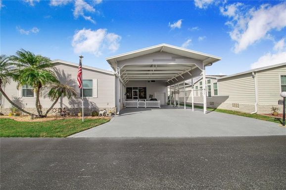 332 FAIRWAY BOULEVARD