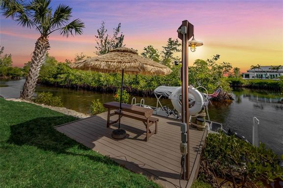 6059 MONTEGO BAY LOOP