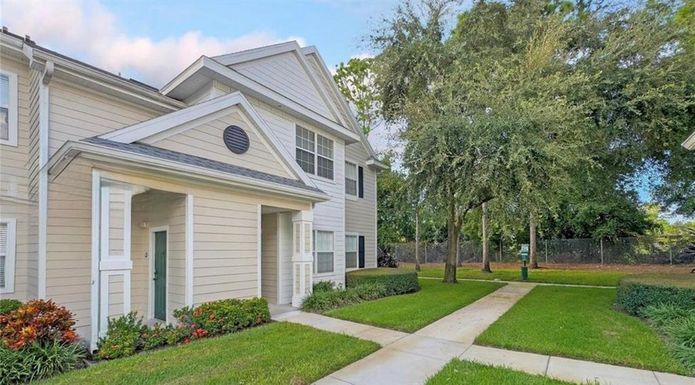 303 SOUTHERN PECAN CIRCLE UNIT 102