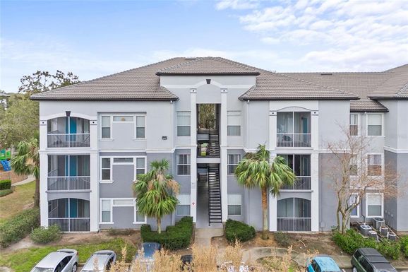 5611 LEGACY CRESCENT PLACE UNIT 202