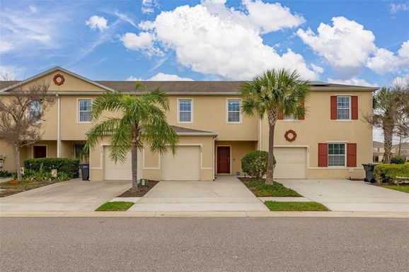 209 ARBOR LAKES DRIVE