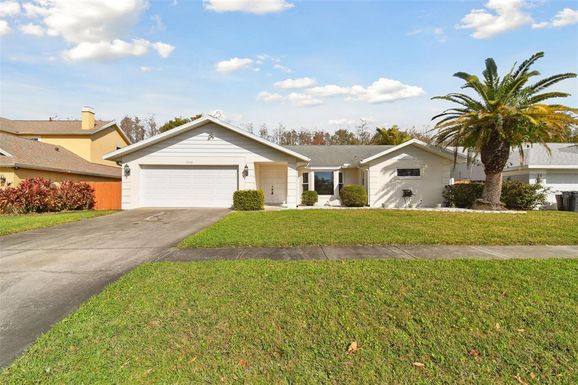 4735 FOXSHIRE CIRCLE
