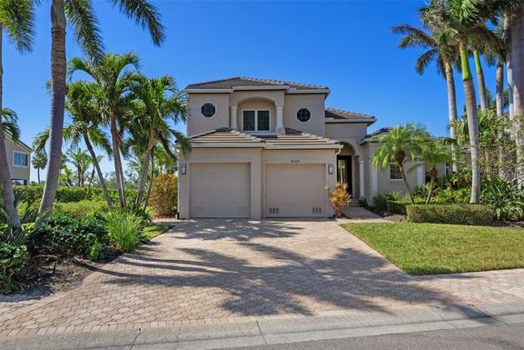 2063 HARBOUR LINKS DRIVE UNIT 6