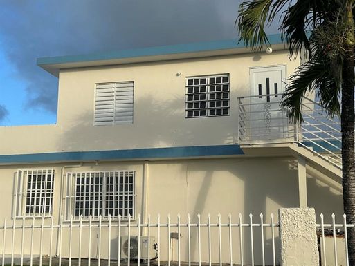 17 St M-36 RIO GRANDE ESTATES Apt-C