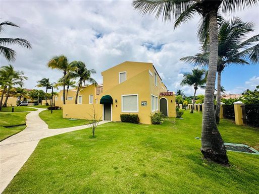 A-2 LAS VILLAS II UNIT H2