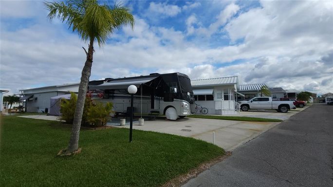 3333 26TH AVENUE E UNIT 1158