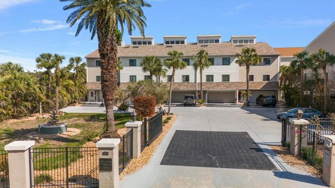 19941 GULF BOULEVARD UNIT 105