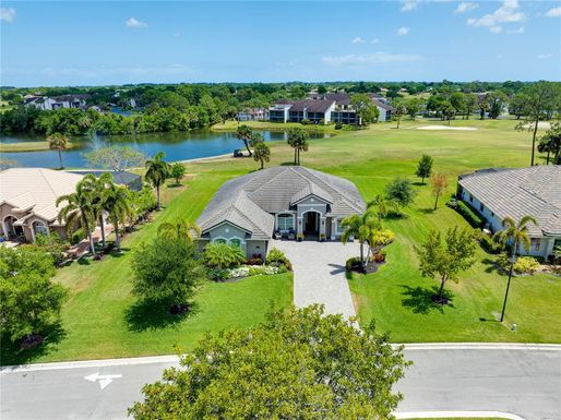 3012 BENT PINE DRIVE