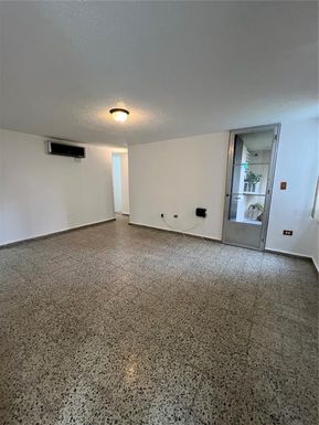 12 SAN FDERNANDO GARDENS UNIT D3