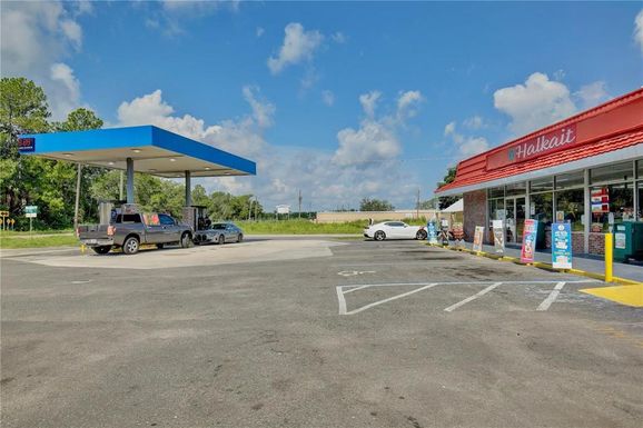 2581 SUN ACRES BOULEVARD