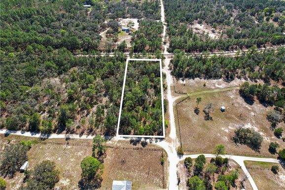 3606 W CARPENTER COURT