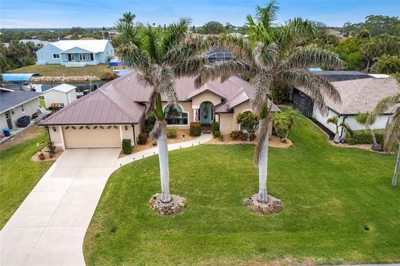 4433 SWEETBAY STREET