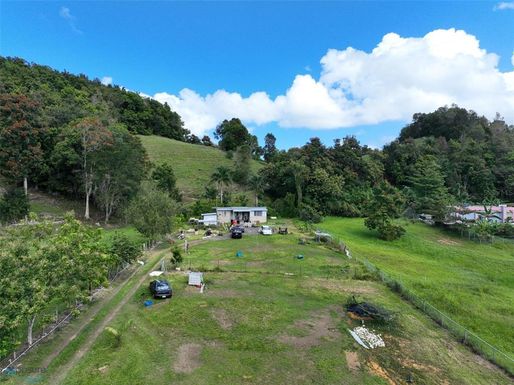 CARR. 628 KM 2.7 INT.