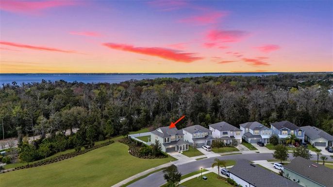 562 KENDALL CROSSING DRIVE