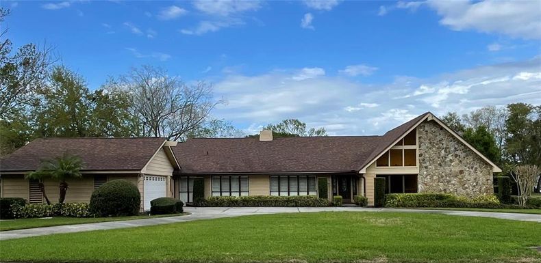 907 SPRING VALLEY ROAD