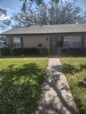 1904 CANTERBURY LANE UNIT 11